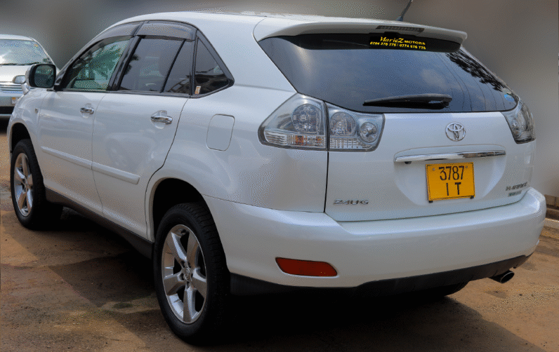 Toyota Harrier 2010
