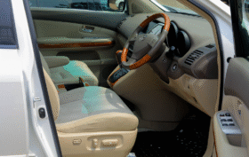 Toyota Harrier 2010
