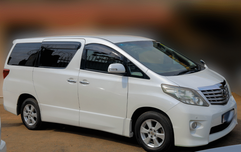 Toyota Alphard 2010
