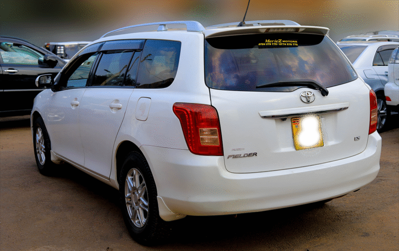 Toyota Fielder