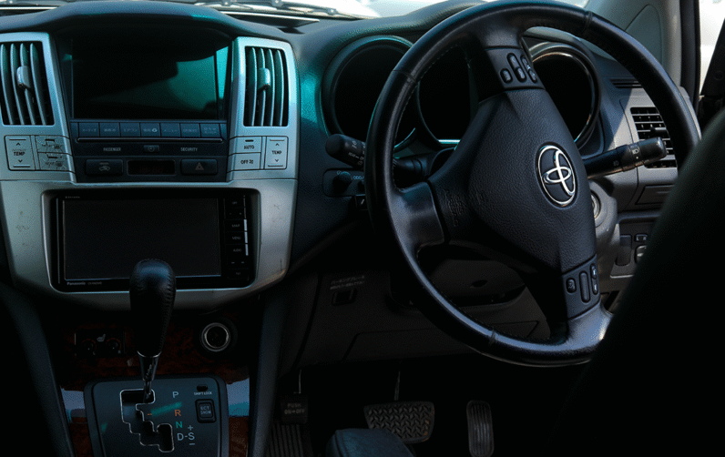 Toyota Harrier 2009